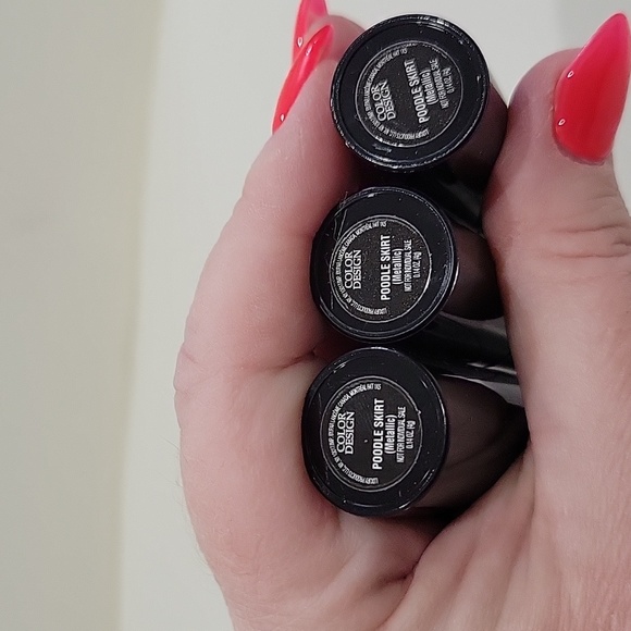 COPY - POODLE SKIRT metallic lipstick  lancome - Picture 3 of 3